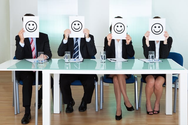 Finding_passive_candidates_is_easier_with_attraction_recruiting.jpg
