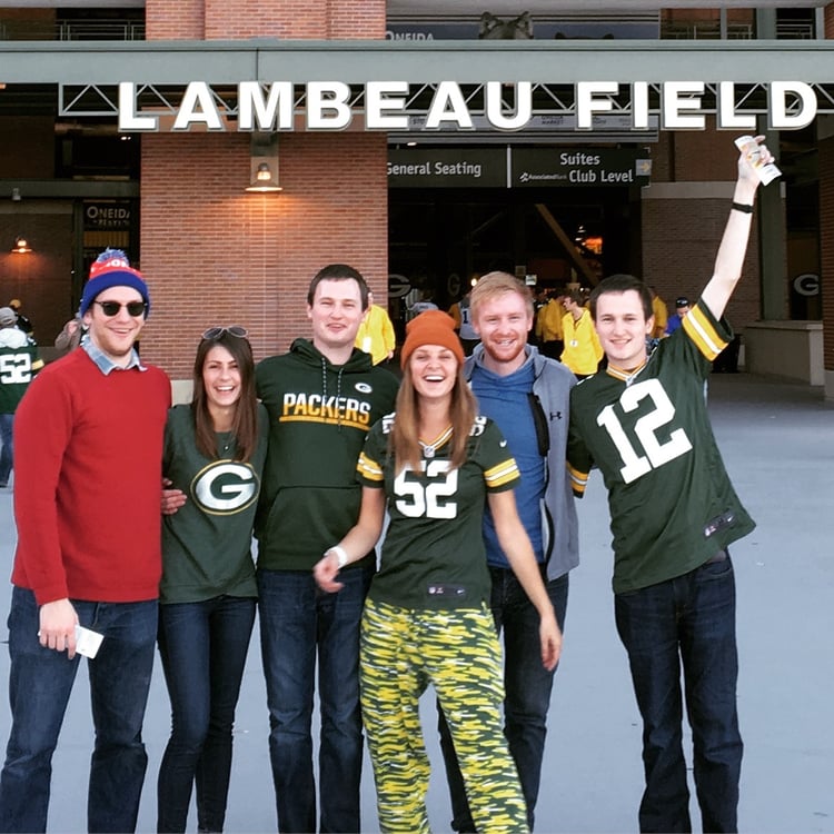 jenna_engel_lambeau_field_packers.jpg